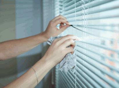 How To Clean Window Blinds 1