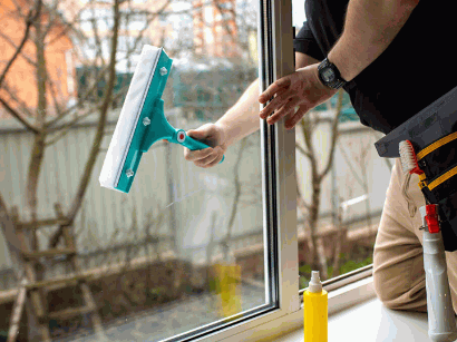 What Is The Best Window Cleaning Solution 2