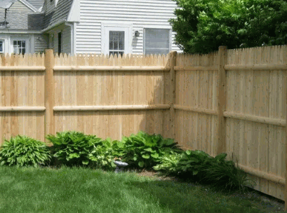 What Is The Best Type Of Wood To Use For Fencing 91